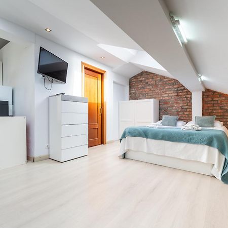 Loft En Calle Emblematica By Urbanhosting Santander Eksteriør bilde