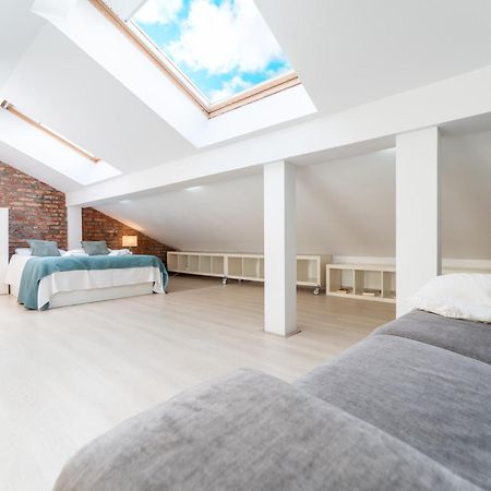 Loft En Calle Emblematica By Urbanhosting Santander Eksteriør bilde